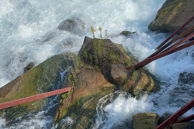 niagara-falls-cave-of-the-winds-afternoon-tour