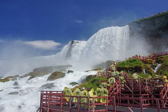niagara-falls-usa-walking-tour-with-cave-and-maid-of-the-mist
