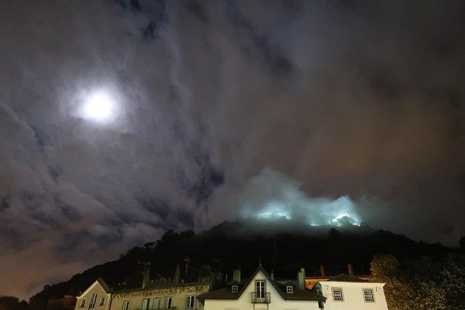 night-walk-from-the-ghosts-of-the-castle-to-the-apparitions-of-the-mountains