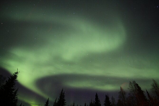 northern-lights-murphy-dome-viewing-in-fairbanks