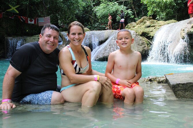 ocho-rios-shore-excursion-blue-hole-and-river-tubing