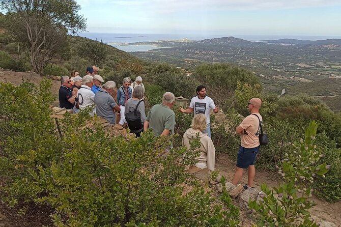 olbia-visit-a-myrtle-making-factory-with-tasting
