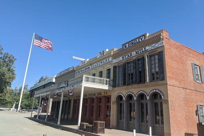 old-sacramento-scavenger-hunt-walking-tour-and-game