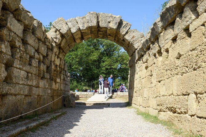 olympia-tour-archeological-museum-all-included