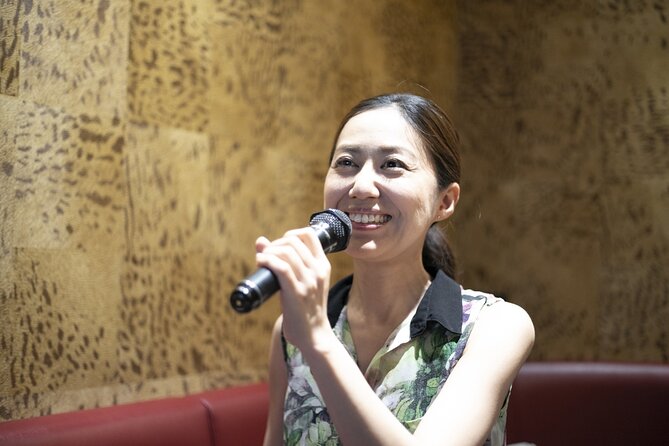 osaka-karaoke-room-for-2-hours-with-all-you-can-drink