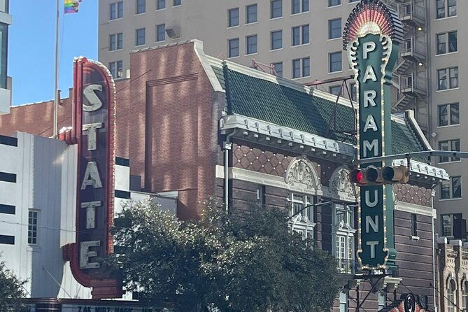 outdoor-escape-room-in-austin-downtown