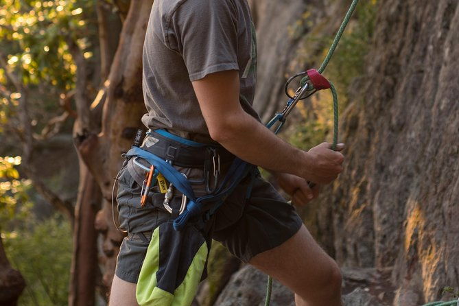 outdoor-rock-climbing-beginner-or-intermediate-at-mt-erie