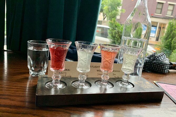 over-the-rhine-cocktail-tour-with-riverside-food-tours