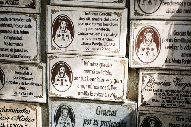 pablo-escobar-and-graffitour-commune-13-resilience-paisa