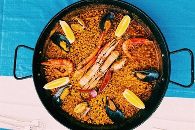 paella-with-1-liter-of-sangria-at-restaurante-america