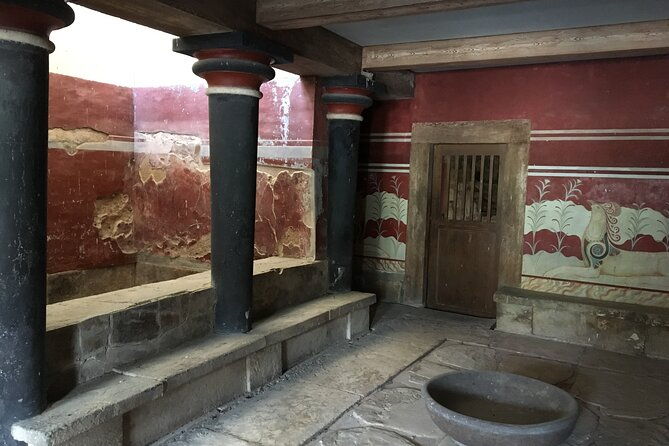 palace-of-knossos-early-morning-ticket-and-avoid-crowds