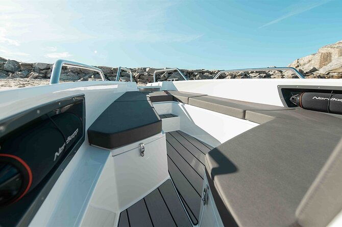 paros-antiparos-private-cruise-with-a-luxury-speedboat-2