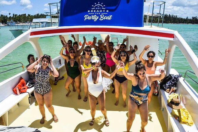 party-boat-in-catamaran-with-open-bar-snorkeling-2