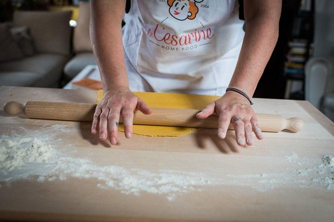 pasta-making-class-tagliatelle-bolognese-sauce