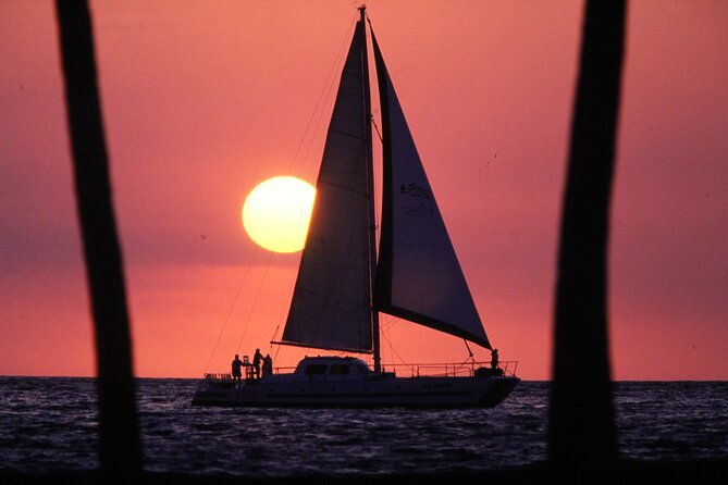 pau-hana-sunset-cocktail-cruise