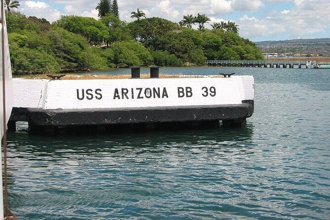 pearl-harbor-uss-arizona-and-uss-missouri-private