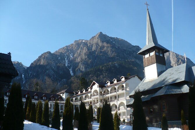 peles-castle-and-optional-cantacuzino-castle-from-brasov
