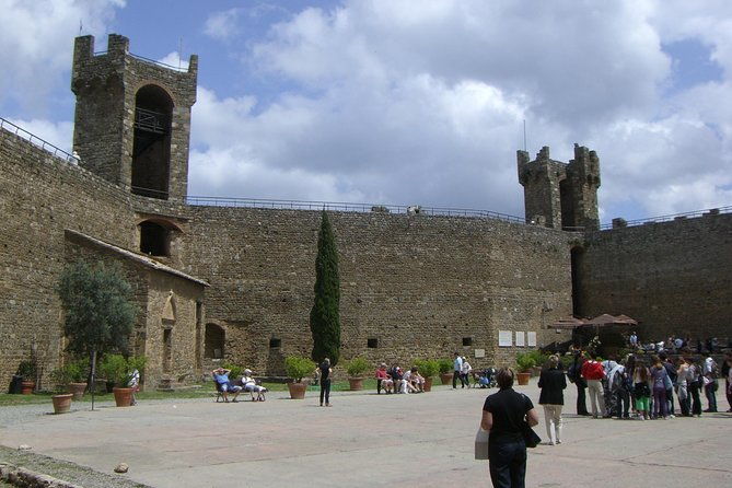 pienza-montalcino-brunello-wine-and-pecorino-cheese-private-tour-from-florence-2