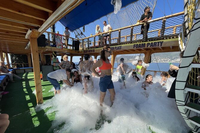 pirate-boat-tour-in-alanya-a-relaxing-day-out-with-lunch