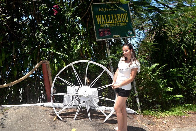pirates-of-the-caribbean-wallilabou-and-buccament-beach-iv-tours
