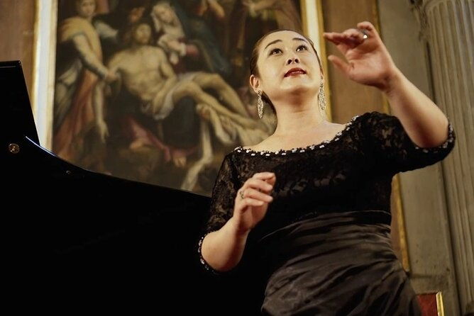 pizza-dinner-and-italian-opera-arias-concert-in-florence