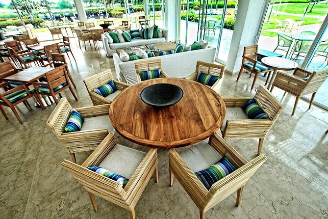 play-golf-in-the-stunning-tpc-karibana-beach-golf-club