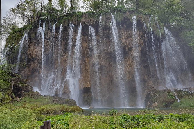plitvice-lakes-day-tour-group-tour