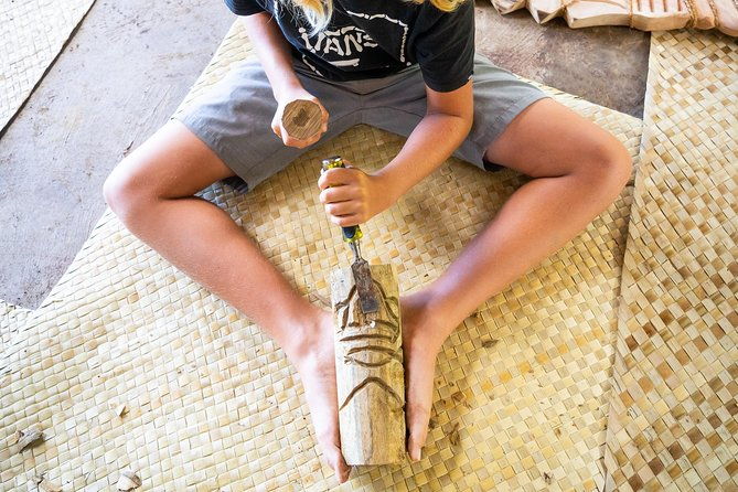 polynesian-cultural-carving-experience-in-holualoa