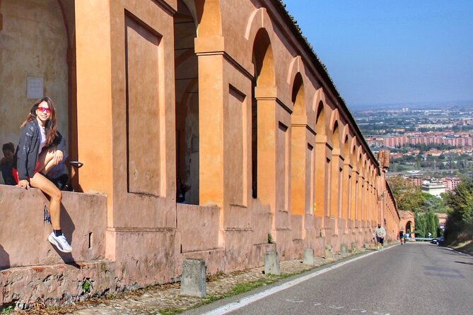 porticoes-of-bologna-and-basilica-san-luca-guided-tour-3