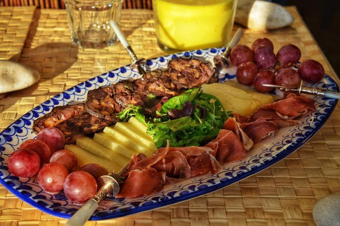 portuguese-traditional-cuisine-dinner-or-tapas-2