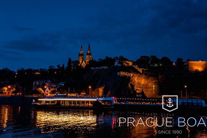 prague-boats-3-hours-crystal-dinner-cruise