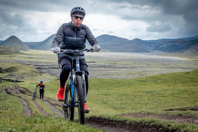 premium-cotopaxi-1-day-bike-trip