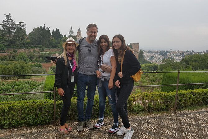 premium-granada-and-other-cities-private-tour