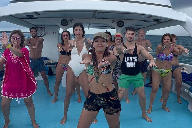 premium-party-boat-in-bavaro-punta-cana