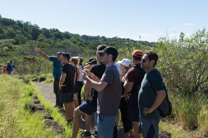 premium-tour-rincon-de-la-vieja-volcano-and-waterfall-hiking