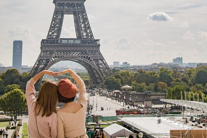 private-10-hour-shore-excursion-to-paris-from-le-havre-official-guide-in-paris-2