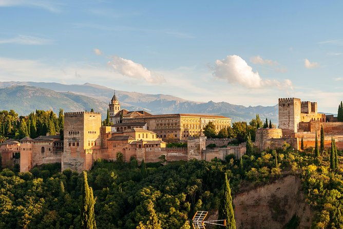 private-3-hour-alhambra-tour-with-tickets