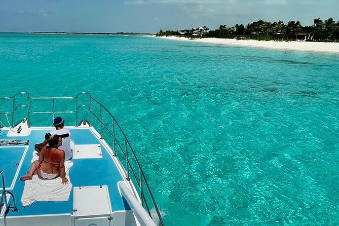 private-4-hour-catamaran-tour-from-providenciales-in-turks-and-caicos