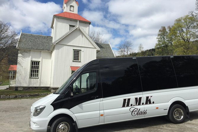 private-5-hrs-oslo-exclusive-driverguide-luxury-limo-van-tour-incl-museums-2