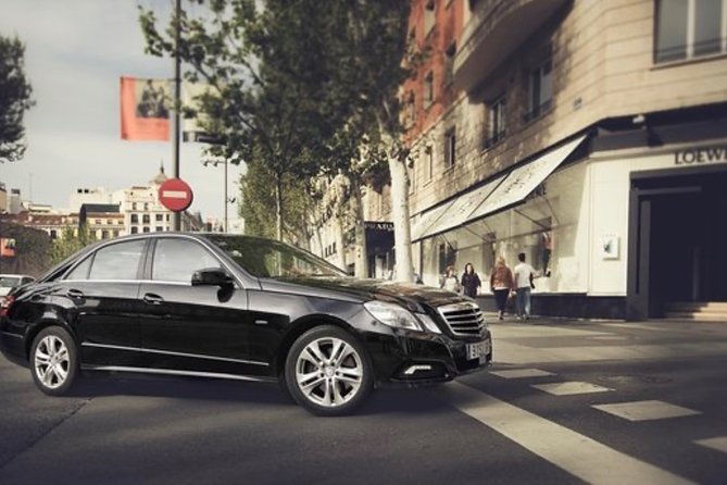 private-airport-transfer-from-the-airport-to-the-city-of-luxembourg