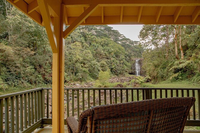private-all-inclusive-big-island-waterfalls-tour