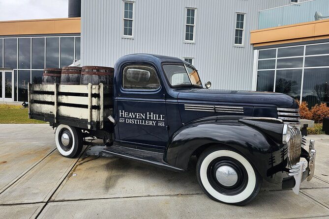 private-barstown-bourbon-tour-groups-of-2-6-makers-mark-more