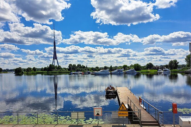private-boat-tour-experience-in-riga-city-canal-and-daugava-2
