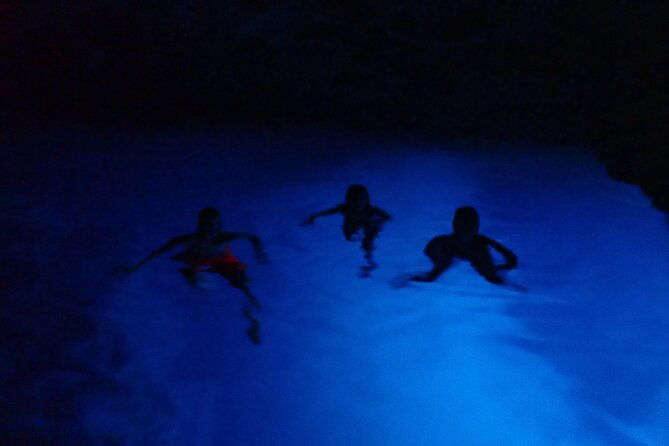 private-boat-tour-with-snorkeling-in-leftkro