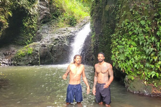 private-bucket-list-adventure-day-hikes-beaches-waterfalls