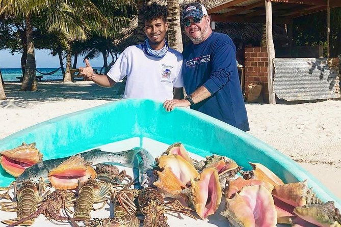 private-charter-inner-reef-trolling-spin-casting-island-stop