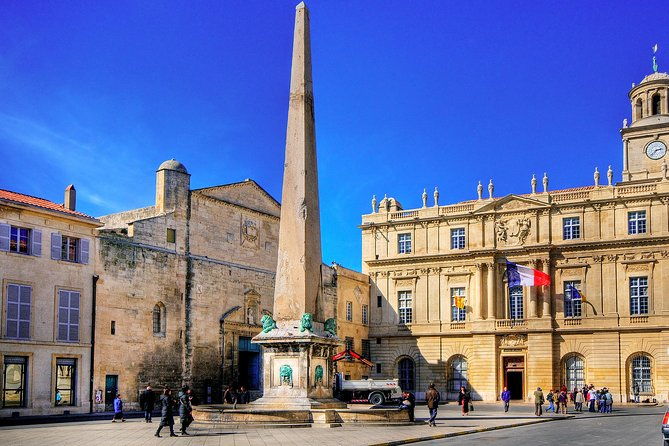 private-day-trip-to-arles-les-baux-de-provence-and-saint-remy-de-provence