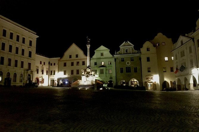 private-evening-tour-cesky-krumlov-old-town-and-castle-area-2