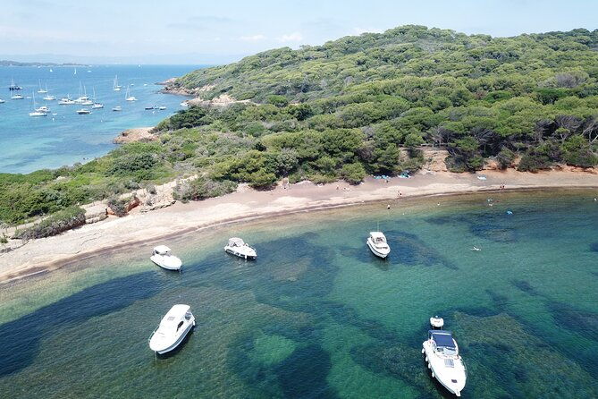 private-full-day-boat-trip-to-porquerolles-2