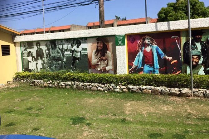 private-guided-kingston-day-tour-from-ocho-rios